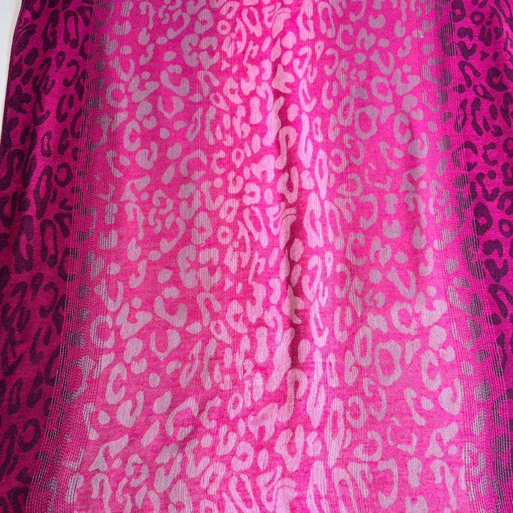 Mix Leopard Print Scarf 72 x 27.5 Pink Magenta Grey Excellent Fringed Woven Wrap - Picture 5 of 9